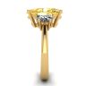 Anillo Diamante Amarillo Ovalado con Media Luna Lateral Diamantes Blancos Oro Amarillo, Image 3