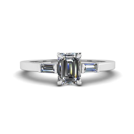 Anillo de diamantes de talla baguette lateral y talla esmeralda, Image 1