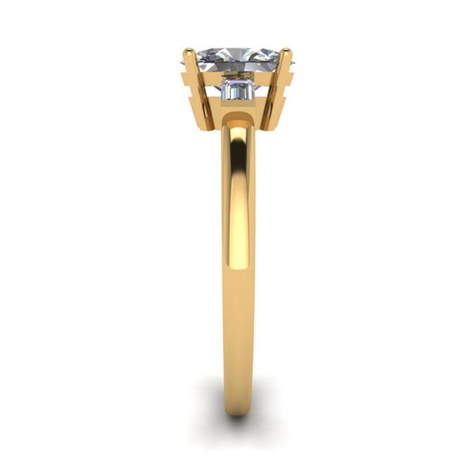 Anillo Baguettes Laterales con Diamantes Ovalados en Oro Amarillo - Photo 2