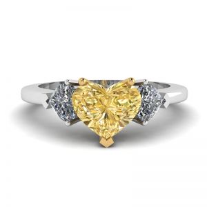 Diamante de corazón amarillo de 1 quilate con anillo de 2 corazones laterales