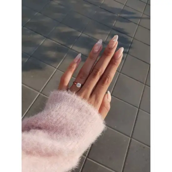 Anillo de diamantes clásico con un diamante,  Ampliar imagen 8