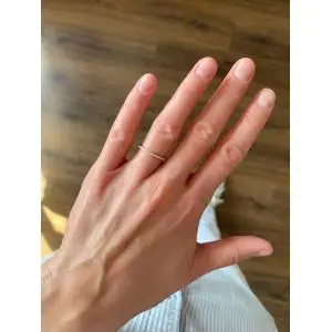 Anillo de eternidad clásico de diamantes pequeños - Photo 4