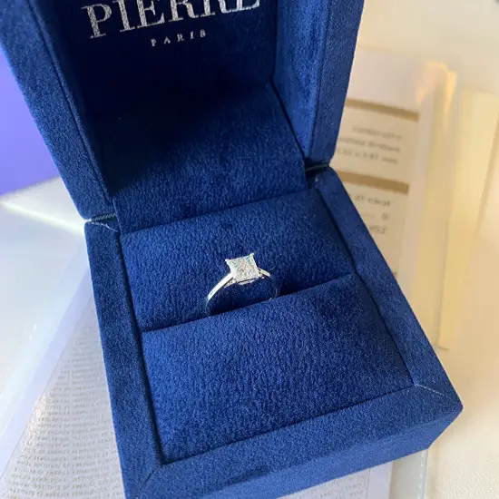 Anillo de diamantes de talla princesa en oro rosa de 18 quilates,  Ampliar imagen 5