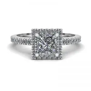 Anillo de compromiso de diamantes con halo flotante de talla princesa