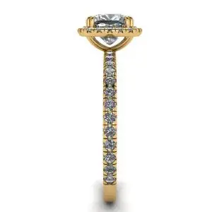 Anillo de compromiso con halo de diamantes de talla cojín en oro amarillo - Photo 2
