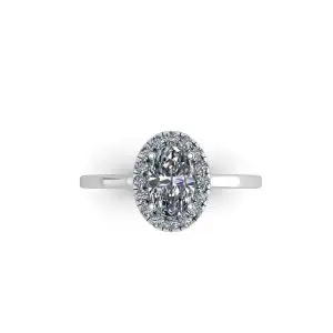Anillo de compromiso con halo de diamantes ovalados