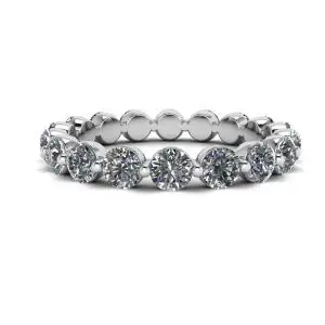 Anillo de eternidad de diamantes de 3 mm Punta compartida