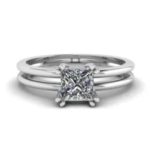 Anillo de compromiso de corte princesa contemporáneo