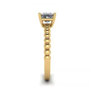 Anillo Barbudo con Diamante Talla Princesa en Oro Amarillo 18K - Photo 2