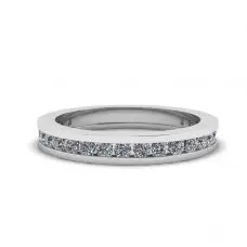 Anillo de eternidad de diamantes con montura de canal