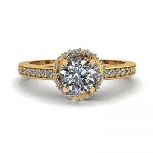Anillo de Oro con Diamantes