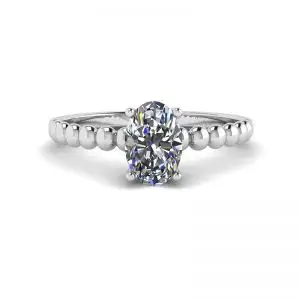 Anillo de oro blanco de 18 quilates con diamantes ovalados