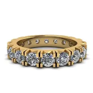 Alianza de diamantes de eternidad de 3 quilates en oro amarillo de 18 quilates