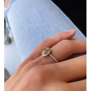Anillo de diamantes amarillos ovalados de 1,13 ct con halo de oro amarillo - Photo 5