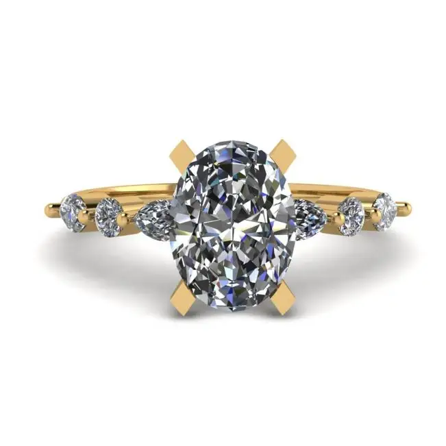 Anillo de Diamantes Ovalados Marquesa Lateral y Piedras Redondas en Oro Amarillo