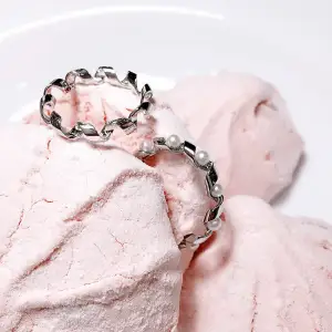 Anillo en Oro Blanco 18K - Colección Ruban - Photo 2