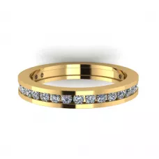 Anillo de eternidad con diamantes en montura de canal en oro amarillo