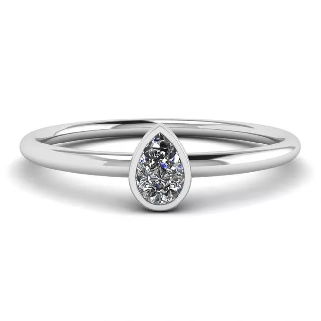 Anillo pequeño pera con diamantes La Promesse